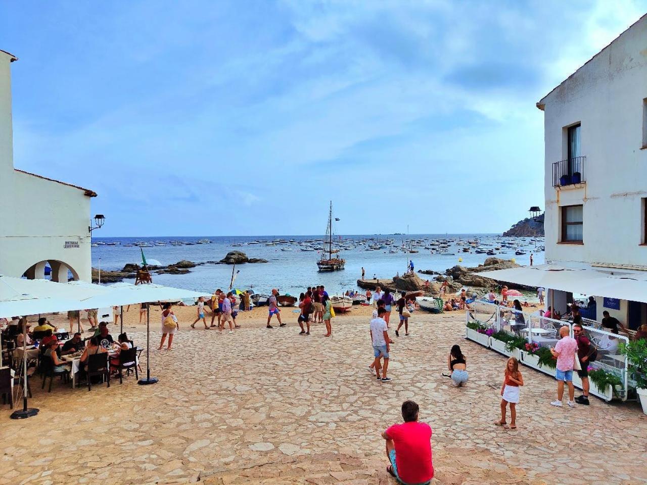 Calella Port Bo - Sea Sand Sun กาเลญา เด ปาลาฟรูเจล ภายนอก รูปภาพ