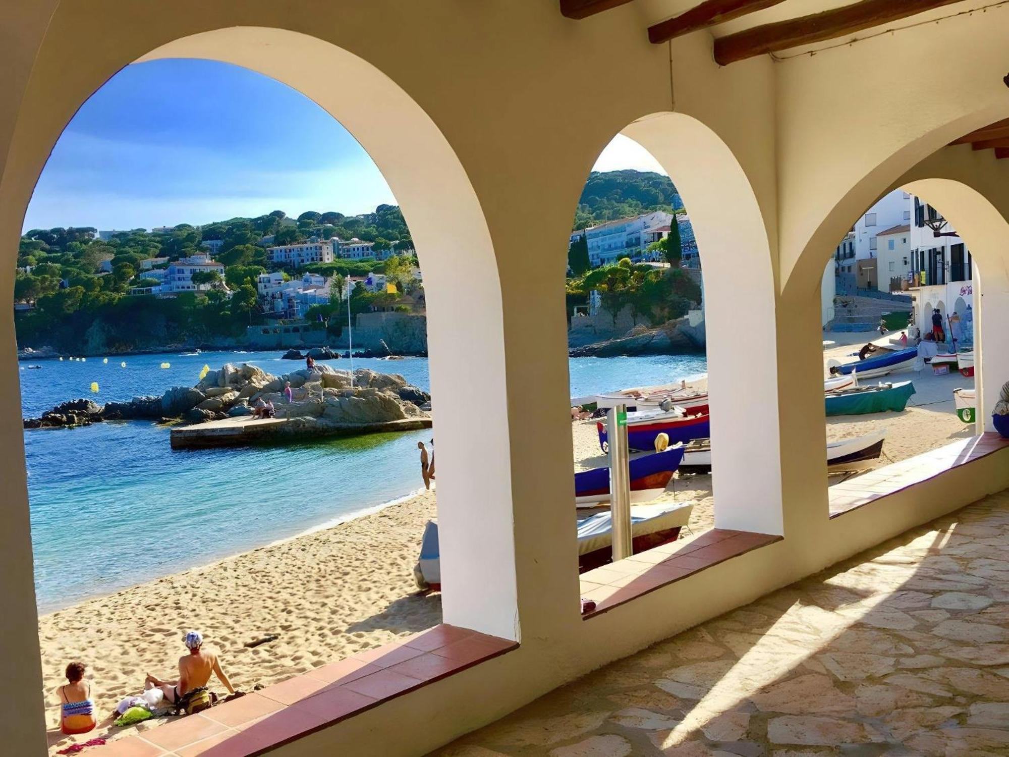 Calella Port Bo - Sea Sand Sun กาเลญา เด ปาลาฟรูเจล ภายนอก รูปภาพ