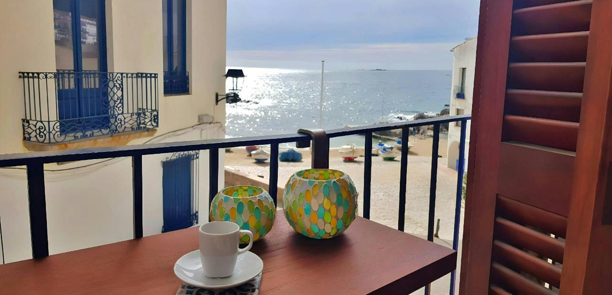 Calella Port Bo - Sea Sand Sun กาเลญา เด ปาลาฟรูเจล ภายนอก รูปภาพ